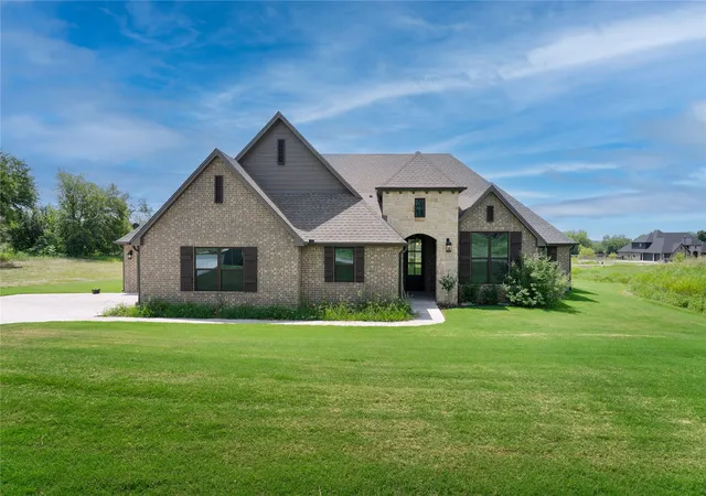 Photo 2 of Single family home for sale at 5214 E Norwood St, Claremore, OK 74019 | MLS# 2627606 | Listing updated on 2026-08-31