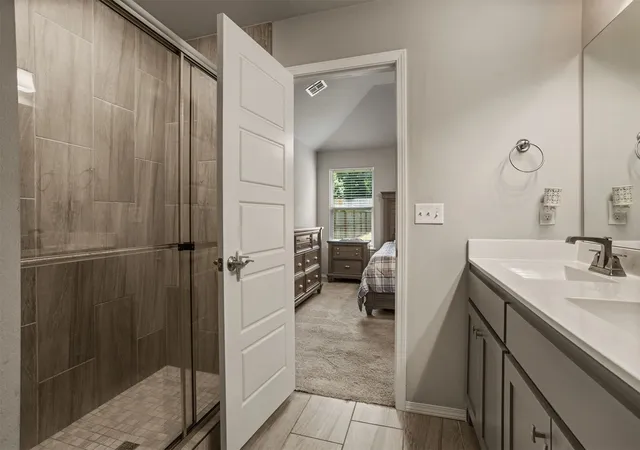 Photo 4 of Single family home for sale at 1901 E Winston St, Broken Arrow, OK 74011 | MLS# 2627827 | Listing updated on 2026-09-14