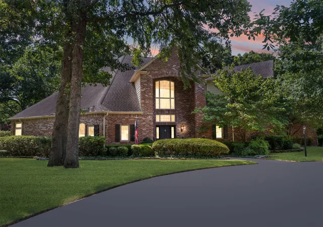Photo 2 of Single family home for sale at 402 E 119th Street S, Jenks, OK 74037 | MLS# 2627868 | Listing updated on 2026-10-05