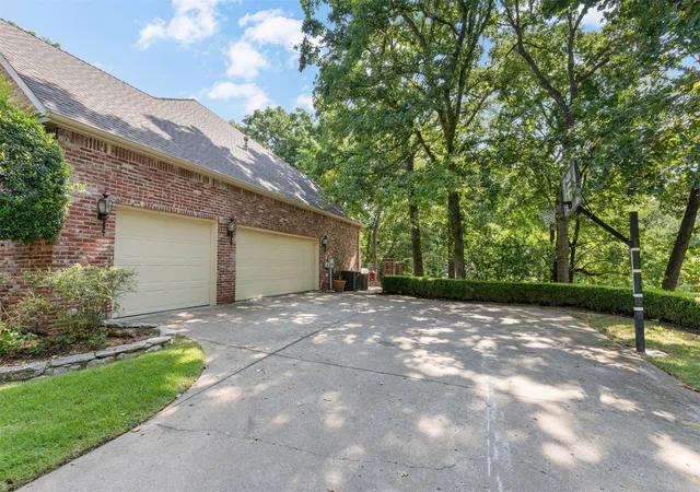 Photo 3 of Single family home for sale at 402 E 119th Street S, Jenks, OK 74037 | MLS# 2627868 | Listing updated on 2026-10-05