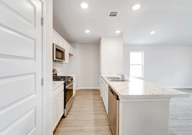 Photo 3 of Sale Pending at 208 Cottonwood St, Calera, OK 74730 | MLS# 2628327 | Listing updated on 2026-10-02