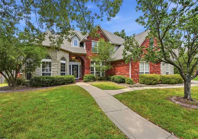 Photo 1 of Single family home for sale at 7804 E Dallas St, Broken Arrow, OK 74014 | MLS# 2628341 | Listing updated on 2026-10-05