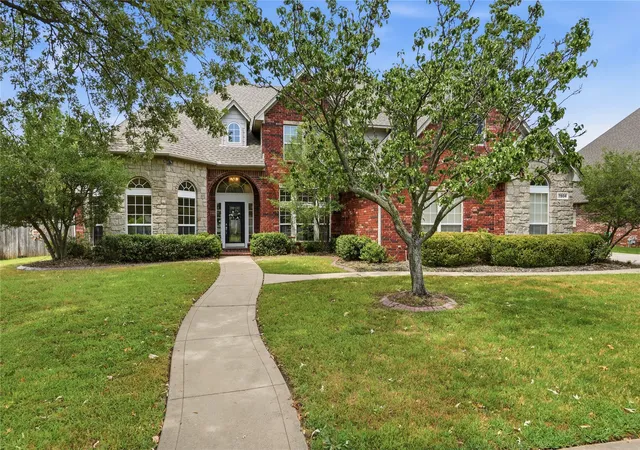 Photo 3 of Single family home for sale at 7804 E Dallas St, Broken Arrow, OK 74014 | MLS# 2628341 | Listing updated on 2026-10-05