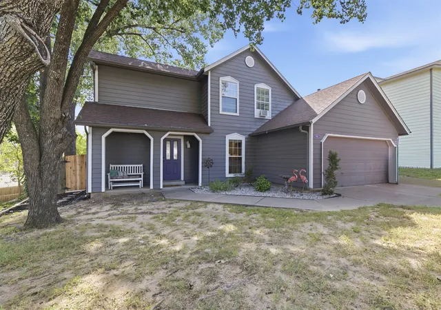 Single family home for sale at 9713 S 69 Eastavenue, Tulsa, OK 74133 | MLS# 2628229