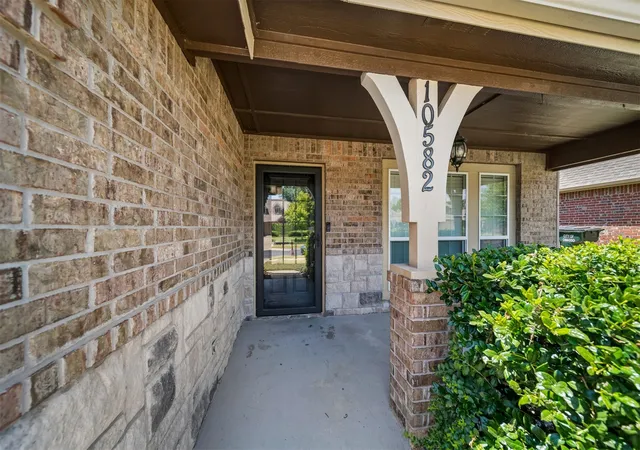 Photo 3 of Single family home for sale at 10582 N 121st E Eastavenue, Owasso, OK 74055 | MLS# 2628390 | Listing updated on 2026-10-05