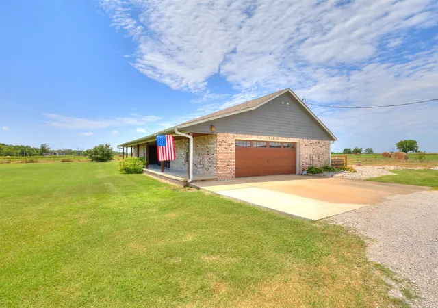 Photo 2 of Single family home for sale at 4515 N 150th Road, Beggs, OK 74421 | MLS# 2628414 | Listing updated on 2026-08-31