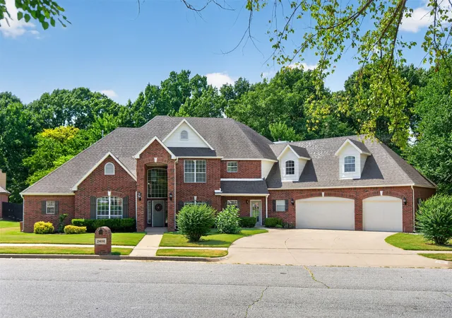 Photo 2 of Single family home for sale at 2400 S Willow Ave, Broken Arrow, OK 74012 | MLS# 2628446 | Listing updated on 2026-09-04