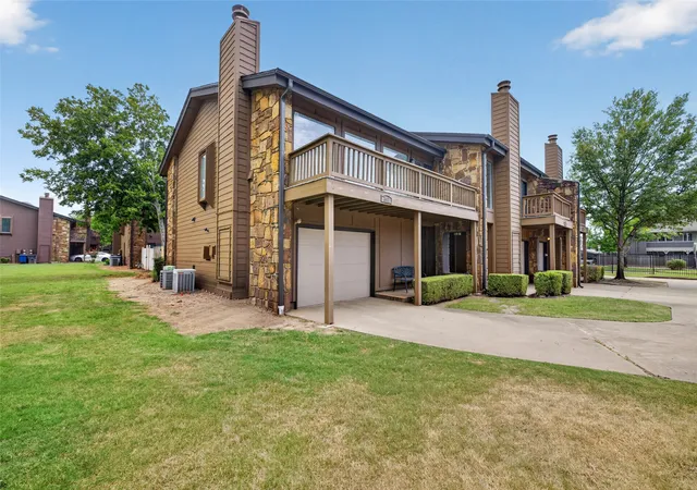 Photo 1 of Townhouse for sale at 2817 E 90th Street #3, Tulsa, OK 74137 | MLS# 2628443 | Listing updated on 2026-09-28