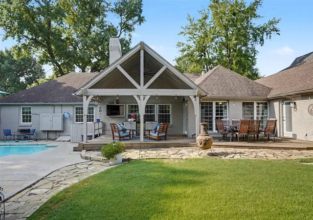 Photo 2 of Single family home for sale at 2931 E 46th Street, Tulsa, OK 74105 | MLS# 2628451 | Listing updated on 2026-08-31