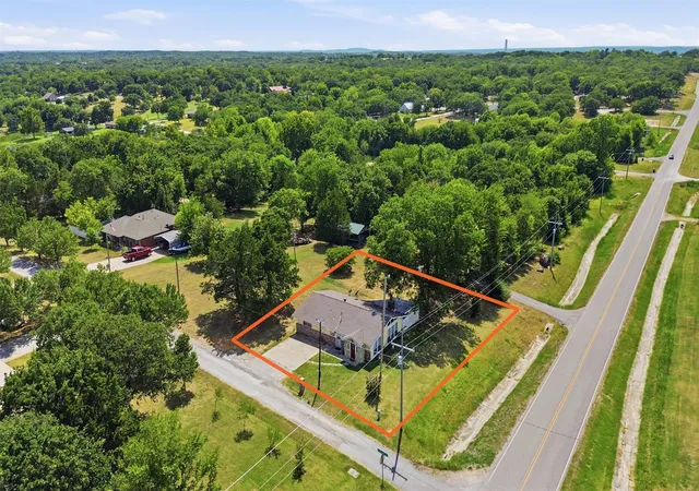 Photo 1 of Single family home for sale at 2025 Chilcoat, Sulphur, OK 73086 | MLS# 2628125 | Listing updated on 2026-10-03