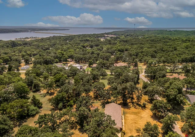Photo 4 of Single family home for sale at 73502 Cyclone Holw Rd, Wagoner, OK 74467 | MLS# 2628462 | Listing updated on 2026-09-05