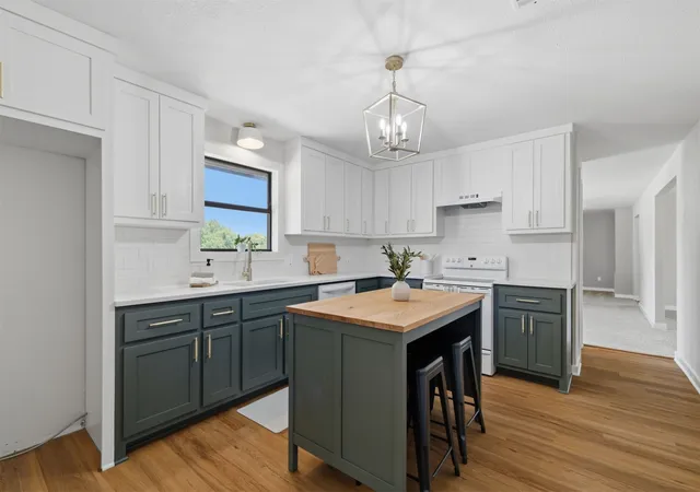 Photo 3 of Single family home for sale at 633 W Swinney Rd, Mead, OK 73449 | MLS# 2626797 | Listing updated on 2026-09-11