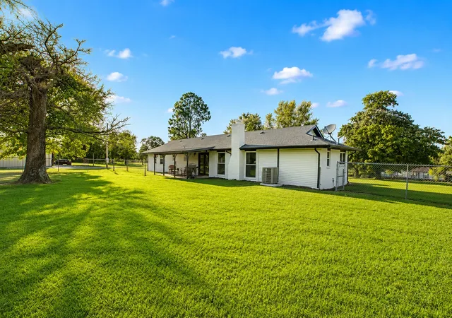 Photo 4 of Single family home for sale at 18856 E Oak Ridge Dr, Claremore, OK 74017 | MLS# 2626896 | Listing updated on 2026-09-17