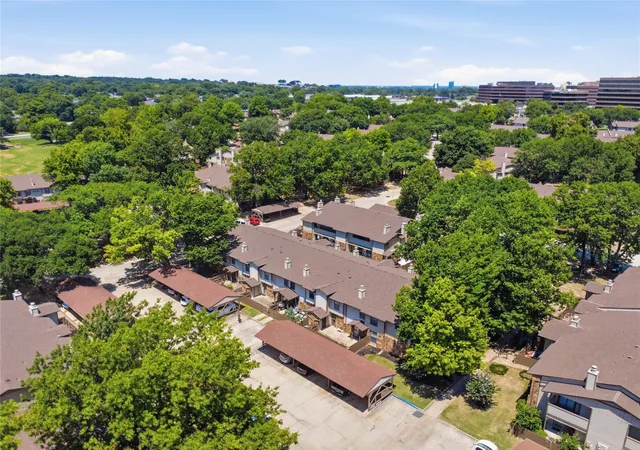 Listing Photo 5 - Condo for sale in building located at 6514 S Memorial Dr, Tulsa, OK 74133 - Unit #J