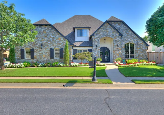 Photo 1 of Single family home for sale at 3726 E 116th Place S, Tulsa, OK 74137 | MLS# 2628452 | Listing updated on 2026-08-29