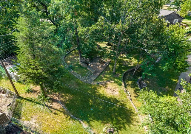 Photo 3 of Single family home for sale at 2210 Skyline Dr, Bartlesville, OK 74006 | MLS# 2628488 | Listing updated on 2026-10-05