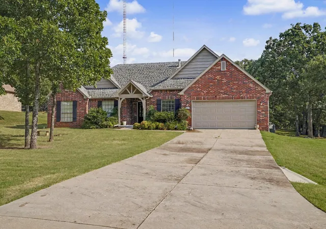 Photo 3 of Single family home for sale at 9279 Black Oak Ln, Sand Springs, OK 74063 | MLS# 2628322 | Listing updated on 2026-10-06