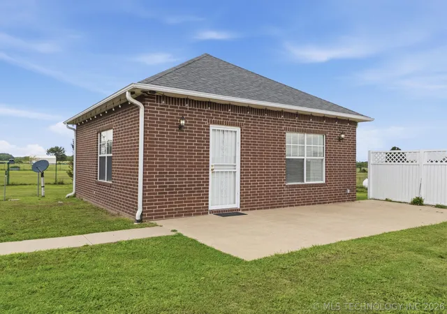 Photo 2 of Single family home for sale at 18880 S 270 Road, Morris, OK 74445 | MLS# 2628328 | Listing updated on 2026-09-09