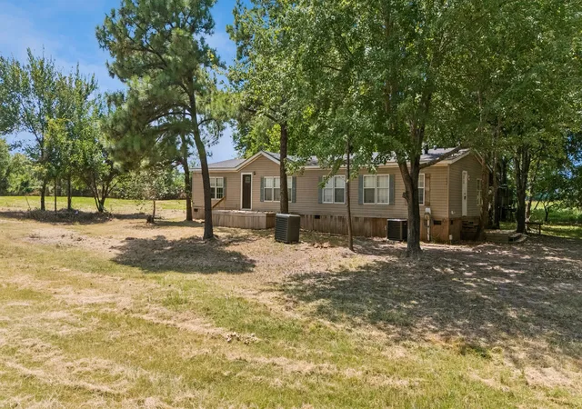 Photo 2 of Sale Pending at 37236 E 221st Street S, Porter, OK 74454 | MLS# 2627863 | Listing updated on 2026-09-04