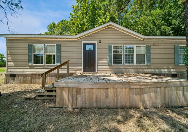 Photo 3 of Sale Pending at 37236 E 221st Street S, Porter, OK 74454 | MLS# 2627863 | Listing updated on 2026-09-04