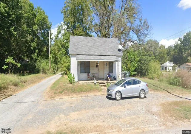 Photo 1 of Single family home for sale at 916 Dayton St, Muskogee, OK 74403 | MLS# 2628198 | Listing updated on 2026-09-02