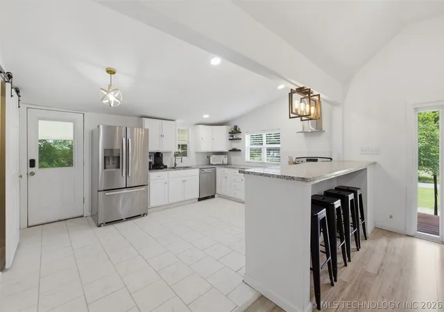 Photo 4 of Single family home for sale at 125 W Walnut St, Coweta, OK 74429 | MLS# 2628643 | Listing updated on 2026-10-06