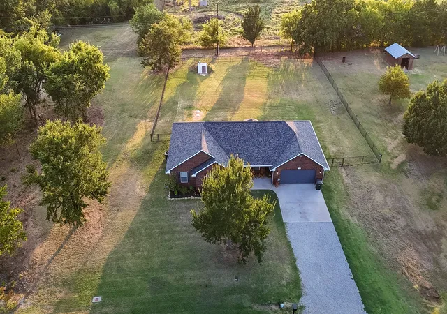 Photo 1 of Single family home for sale at 563 Abshire Cir, Ardmore, OK 73401 | MLS# 2628663 | Listing updated on 2026-09-09