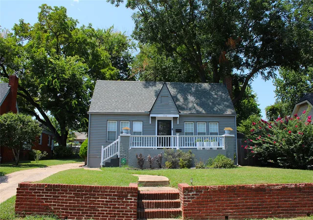 Photo 1 of Single family home for sale at 116 S Knoxville Ave, Tulsa, OK 74112 | MLS# 2628594 | Listing updated on 2026-09-07