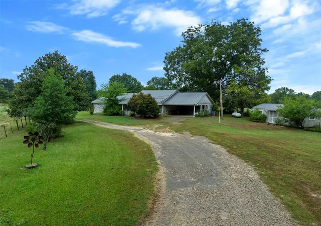 Photo 3 of Single family home for sale at OK | 753 Glover,OK 74722 | MLS# 2628654 | Listing updated on 2026-08-29