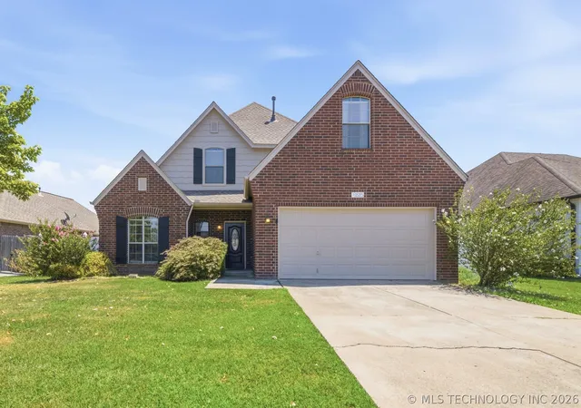 Photo 1 of Single family home for sale at 1225 E Canton St, Broken Arrow, OK 74012 | MLS# 2628717 | Listing updated on 2026-09-14