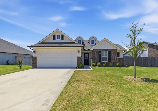 Photo 1 of Sale Pending at 13410 S 94 Avenue E, Bixby, OK 74008 | MLS# 2628584 | Listing updated on 2026-08-31