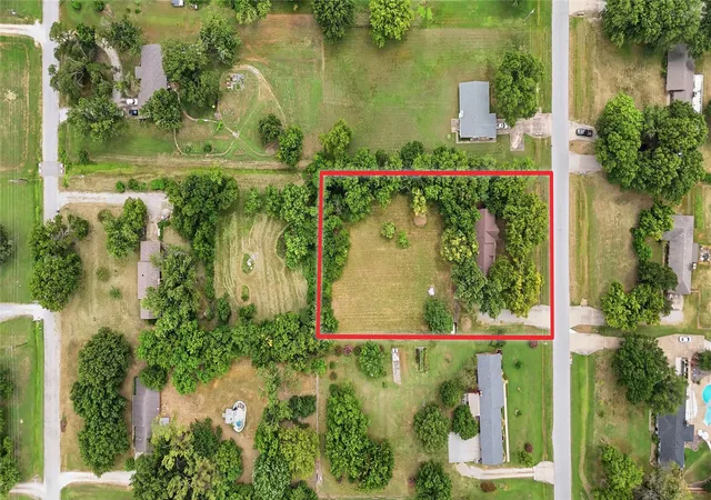 Photo 3 of Sale Pending at 754 Spring Ln, Claremore, OK 74017 | MLS# 2628753 | Listing updated on 2026-09-10