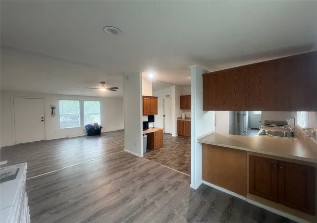 Photo 3 of Manufactured home for sale at 427 Spring Crk St, Pryor, OK 74361 | MLS# 2628641 | Listing updated on 2026-09-15