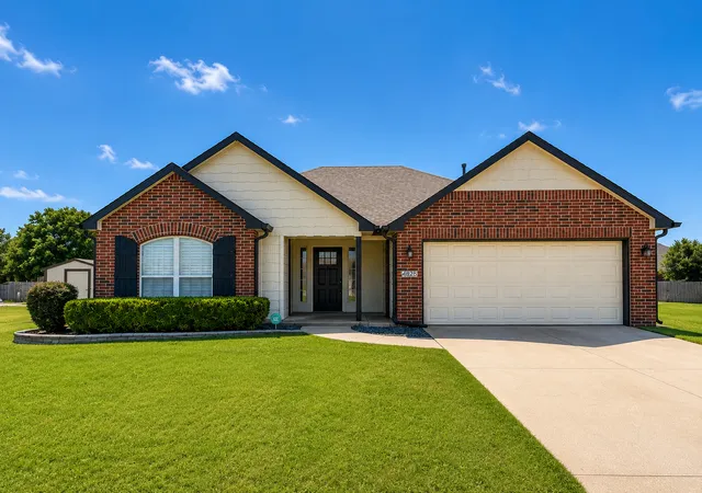 Photo 2 of Sale Pending at 4825 S 189th Eastavenue, Tulsa, OK 74134 | MLS# 2628800 | Listing updated on 2026-09-06