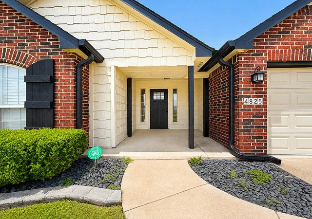 Photo 3 of Sale Pending at 4825 S 189th Eastavenue, Tulsa, OK 74134 | MLS# 2628800 | Listing updated on 2026-09-06