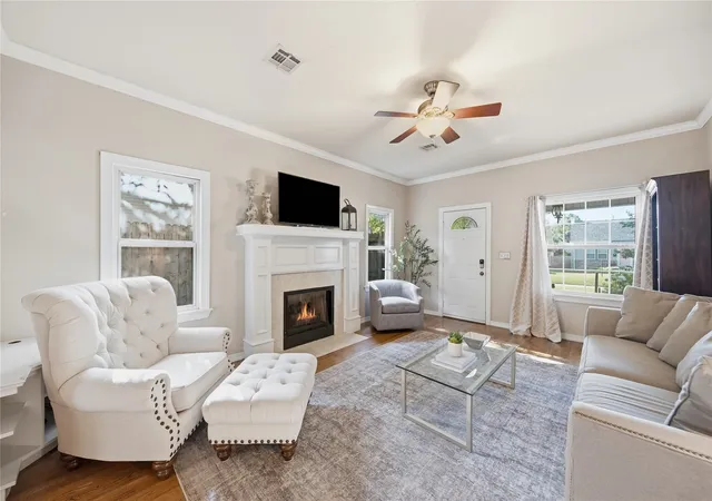 Photo 4 of Sale Pending at 1859 E 17th Street, Tulsa, OK 74104 | MLS# 2628615 | Listing updated on 2026-09-03