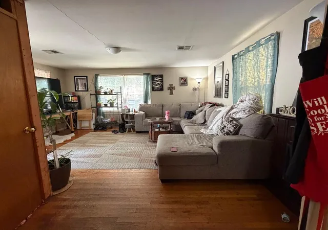 Photo 3 of Sale Pending at 1639 71st Street, Tulsa, OK 74126 | MLS# 2628838 | Listing updated on 2026-09-07