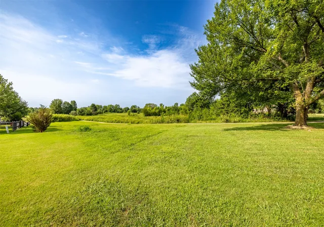 Photo 3 of Single family home for sale at 8542 Spring Crk Ln, Claremore, OK 74019 | MLS# 2628784 | Listing updated on 2026-09-08