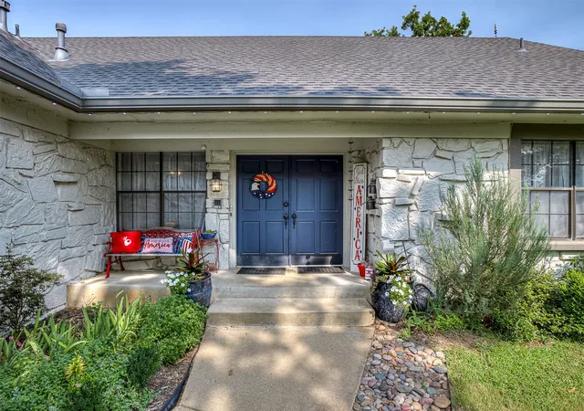Photo 3 of Single family home for sale at 3121 Bahama Dr, Sand Springs, OK 74063 | MLS# 2628849 | Listing updated on 2026-09-08