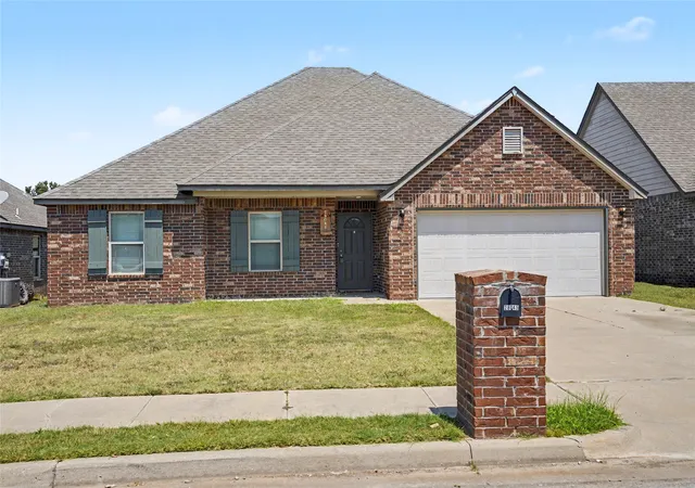 Photo 1 of Single family home for sale at 28045 E 149th Place, Coweta, OK 74429 | MLS# 2628531 | Listing updated on 2026-09-05