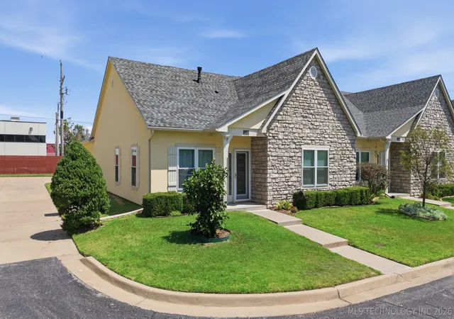 Photo 3 of Single family home for sale at 8401 E 74th Place, Tulsa, OK 74133 | MLS# 2628815 | Listing updated on 2026-09-09