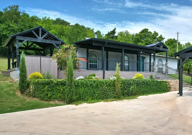 Photo 2 of Single family home for sale at 418 S A St, Kiefer, OK 74041 | MLS# 2628773 | Listing updated on 2026-09-04
