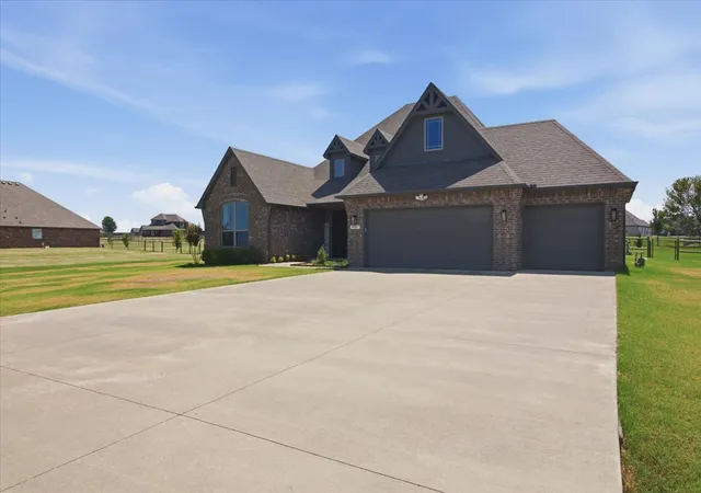 Photo 3 of Sale Pending at 30247 Priscilla Dr, Inola, OK 74036 | MLS# 2628891 | Listing updated on 2026-09-05