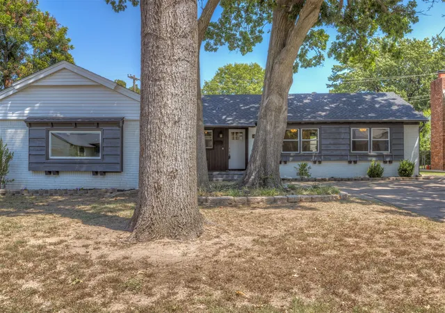 Photo 2 of Sale Pending at 4435 E 60th Street, Tulsa, OK 74135 | MLS# 2628876 | Listing updated on 2026-09-09