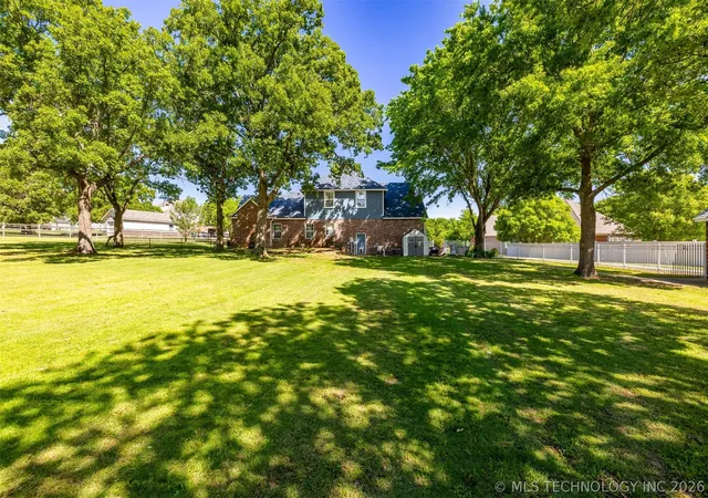 Photo 3 of Single family home for sale at 13602 W 42nd Place S, Sand Springs, OK 74063 | MLS# 2629006 | Listing updated on 2026-09-14