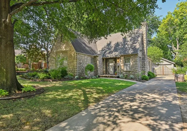 Photo 1 of Sale Pending at 3308 S Utica Ave, Tulsa, OK 74105 | MLS# 2627602 | Listing updated on 2026-09-06