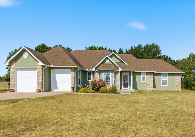 Photo 1 of Sale Pending at 17975 County Rd 3518, Ada, OK 74820 | MLS# 2629084 | Listing updated on 2026-09-08