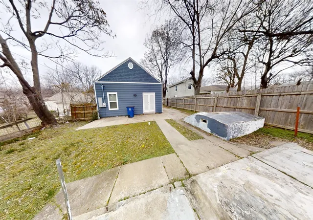 Photo 2 of Single family home for sale at 3208 E Easton St, Tulsa, OK 74110 | MLS# 2610590 | Listing updated on 2026-09-10