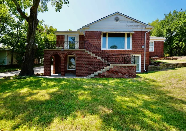 Photo 2 of Sale Pending at 508 E Jefferson Ave, Mc Alester, OK 74501 | MLS# 2628750 | Listing updated on 2026-08-31