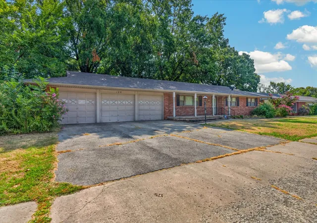 Photo 3 of Sale Pending at 126 Mulberry Ln, Bartlesville, OK 74003 | MLS# 2628725 | Listing updated on 2026-09-22